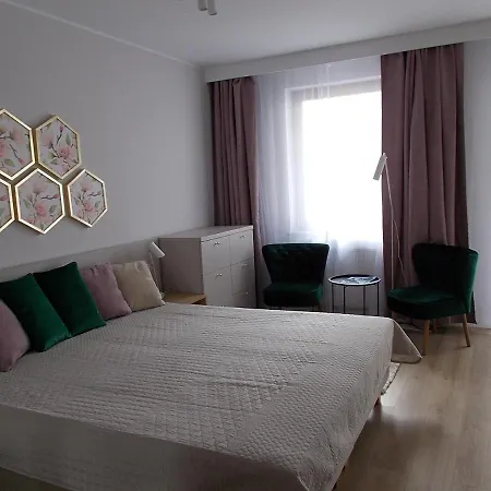 Apartment Kwartal Rozy Wiatrow Apartament 27 *