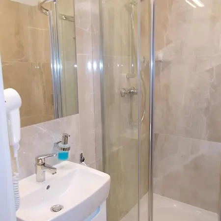 Kwartal Rozy Wiatrow Apartament 27 Apartment *